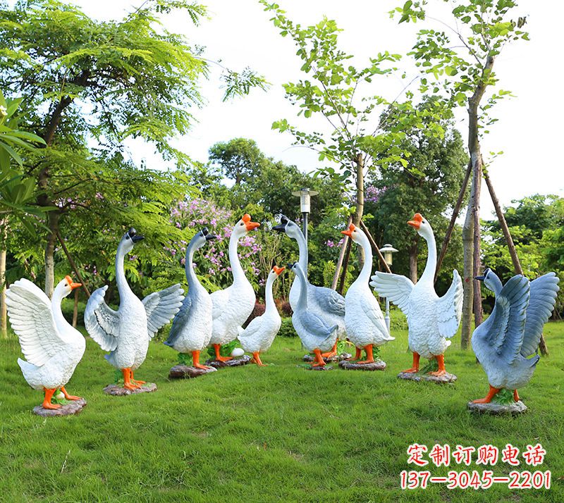 郑州玻璃钢雕刻的精美鹅
