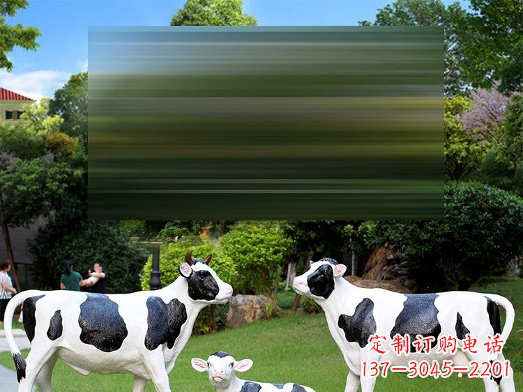郑州玻璃钢仿真奶牛雕塑以现实奶牛为灵感