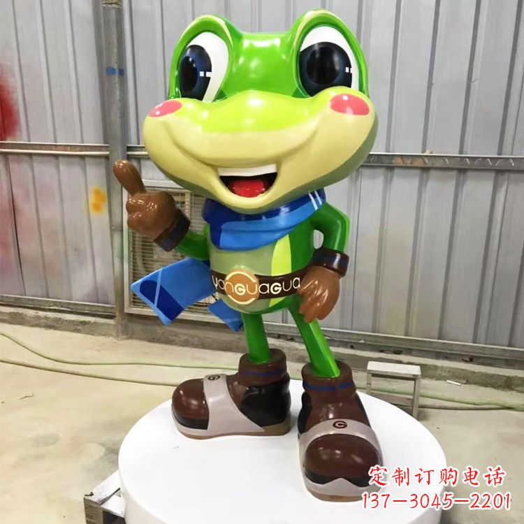 郑州玻璃钢青蛙雕塑——为商场儿童游乐场增添点缀