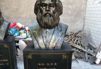 郑州玻璃钢铸就的马克思雕塑
