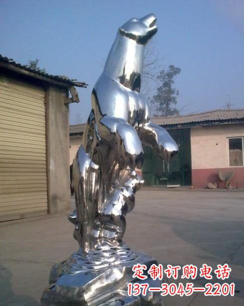郑州不锈钢北极熊雕塑雕刻精美、经久耐用