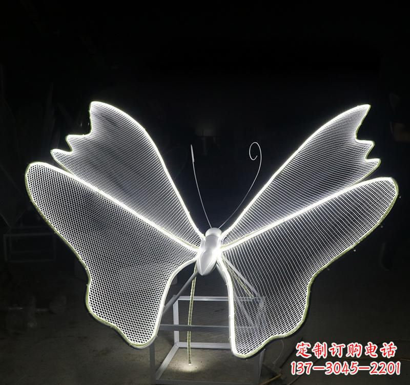 郑州不锈钢灯饰蝴蝶雕塑