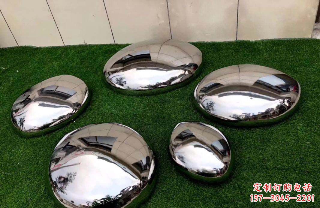 郑州不锈钢鹅卵石雕塑艺术品的精致之美