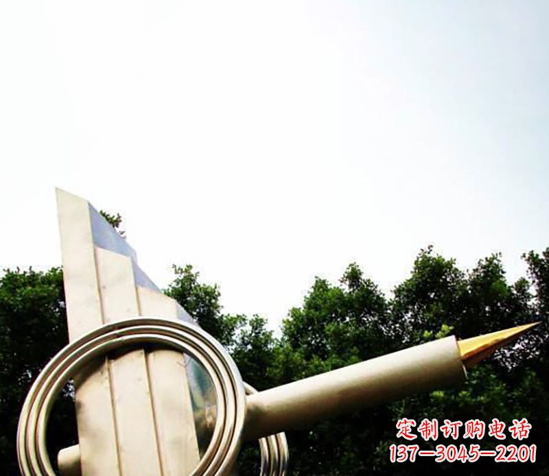 郑州不锈钢钢笔雕塑把简单的钢笔变成艺术品