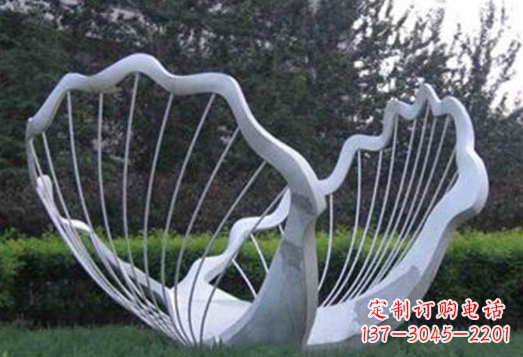 郑州不锈钢公园的镂空贝壳雕塑