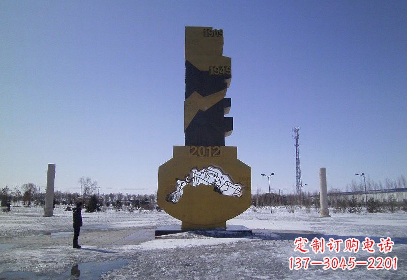 郑州不锈钢钥匙雕塑精致且具有象征意义