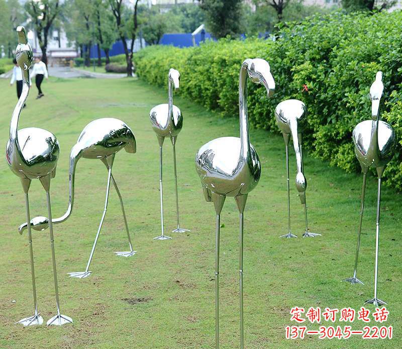 郑州不锈钢火烈鸟雕塑美丽的艺术杰作