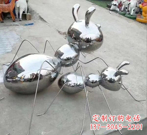 郑州不锈钢镜面蚂蚁雕塑