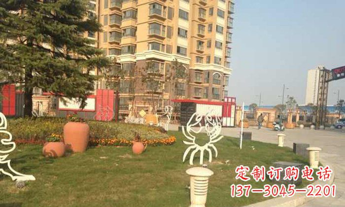 郑州不锈钢螃蟹雕塑精致美观的艺术之作