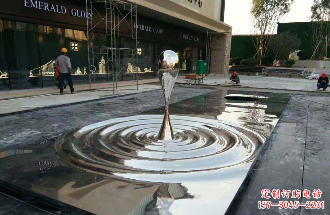 郑州不锈钢水滴雕塑美丽的艺术表现