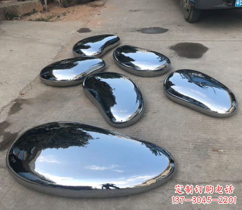 郑州水滴雕塑——不锈钢的精美之作