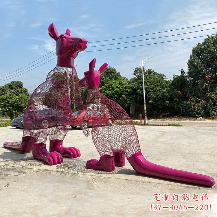 郑州不锈钢袋鼠雕塑给公园带来美好景观