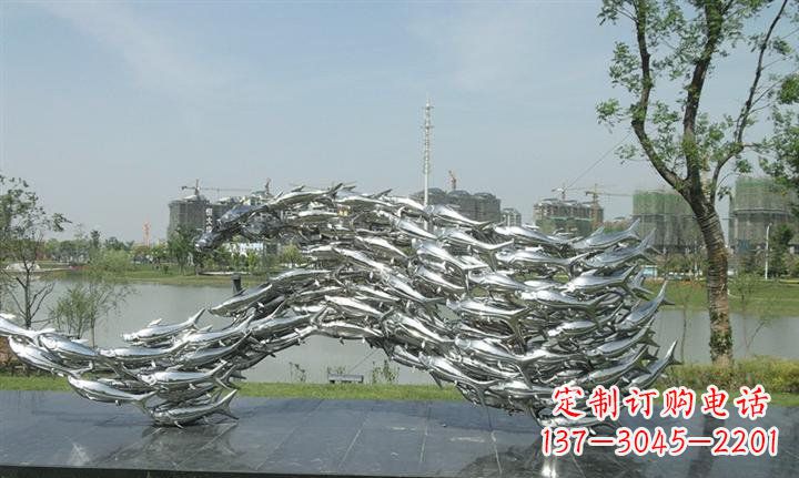 郑州精美动物雕塑点缀不锈钢鱼群公园