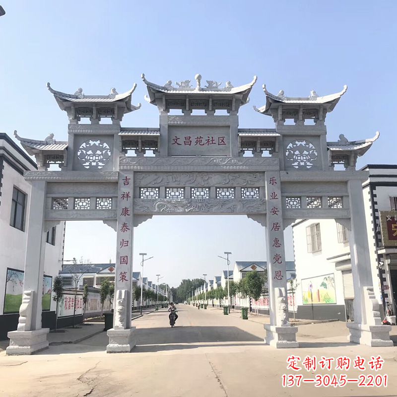 郑州社区四柱雕塑——缅怀老北京的文化精髓