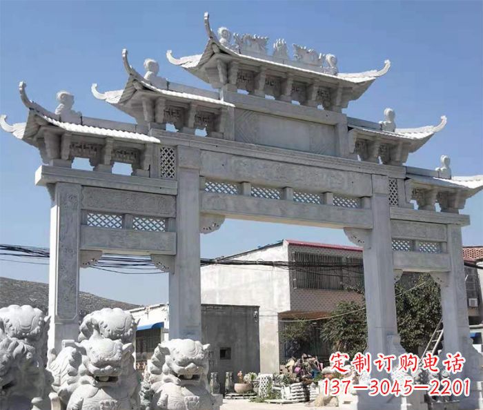 郑州村口大型石雕牌坊