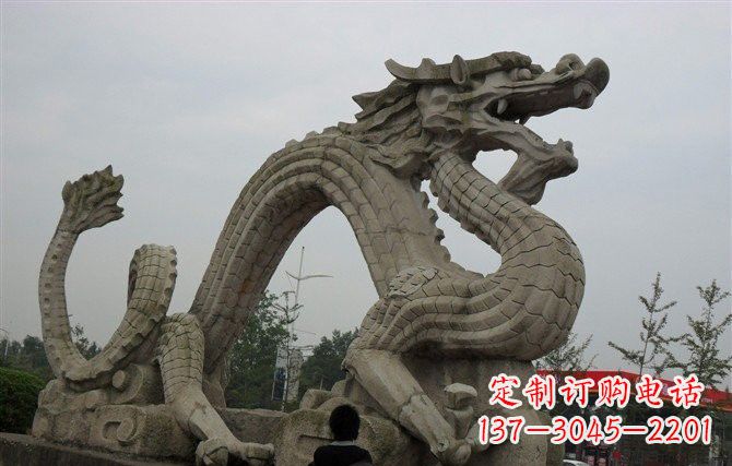 郑州大理石龙雕塑,象征着力量与尊贵