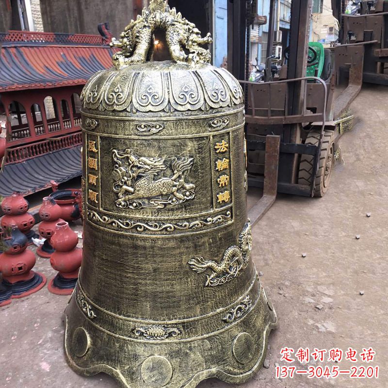 郑州华中领雕塑历久弥新的铜钟雕塑