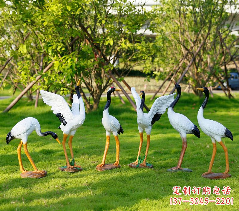 郑州丹顶鹤抽象雕塑