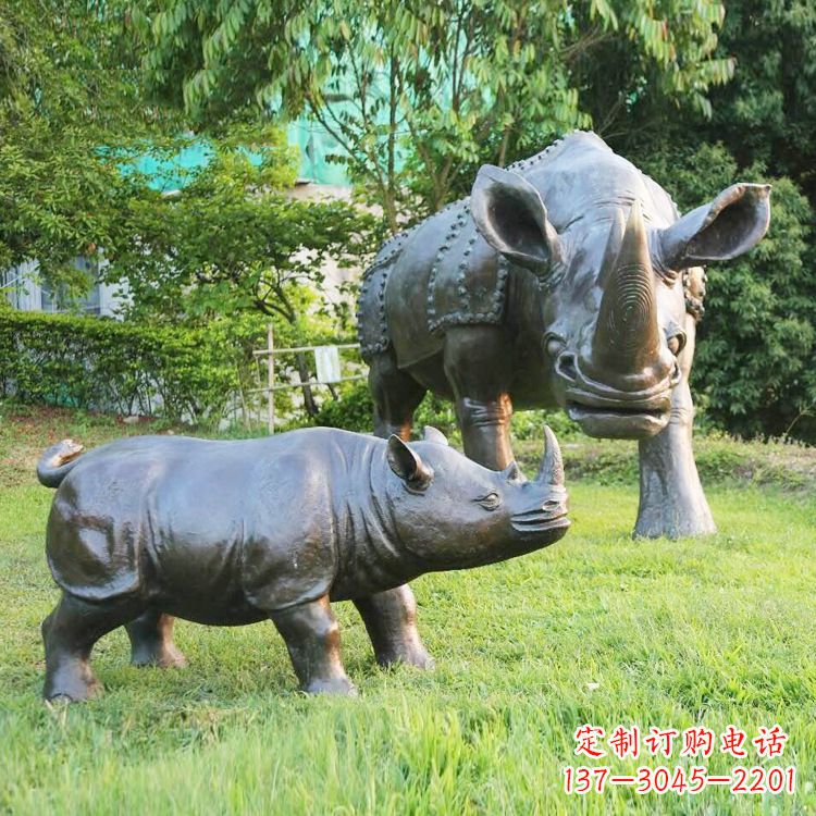 郑州仿真犀牛铜雕-公园园林草坪动物雕塑