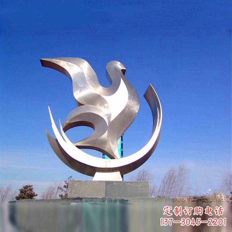 郑州贴近自然的精美鸽子雕像