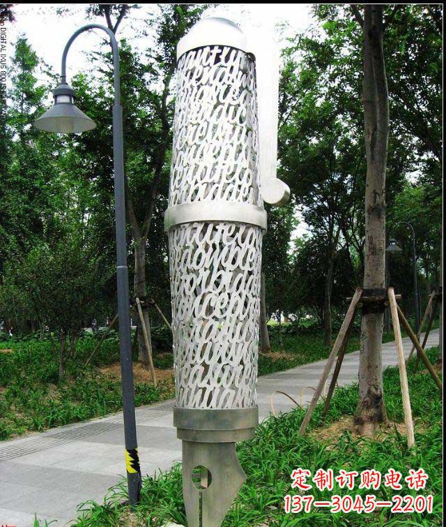 郑州公园和空间绚丽抽象钢笔雕塑