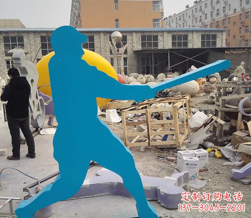 郑州公园不锈钢打棒球雕塑2