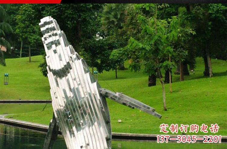 郑州温馨活泼的不锈钢动物企鹅雕塑