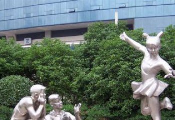 郑州优质不锈钢学生人物雕塑