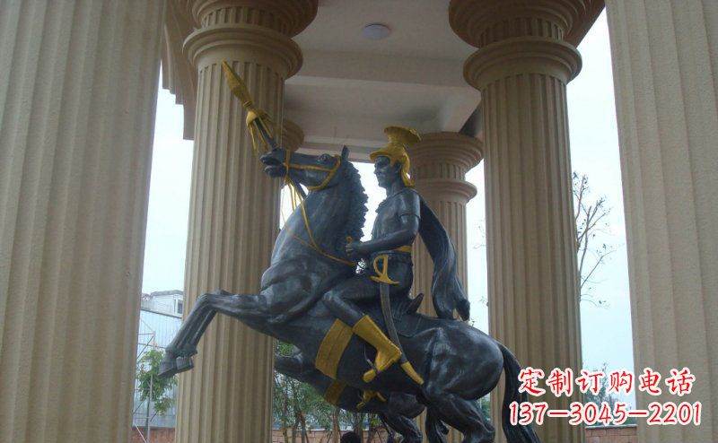 郑州公园骑马的罗马士兵人物铜雕