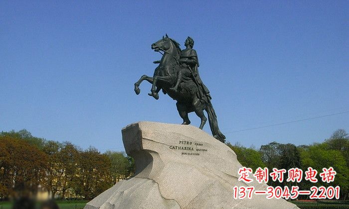 郑州高贵威武的骑马铜雕