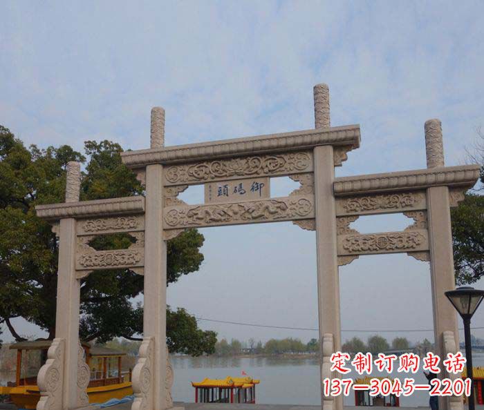 郑州景区三门古典牌坊石雕