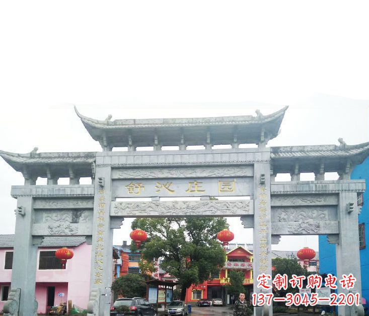 郑州石牌坊雕塑——见证时刻的美好记忆