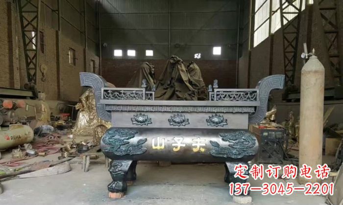 郑州寺庙香炉铜雕_2