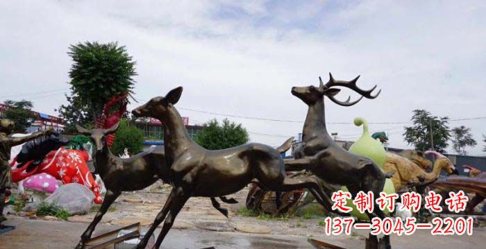 郑州跳跃的小鹿铜雕