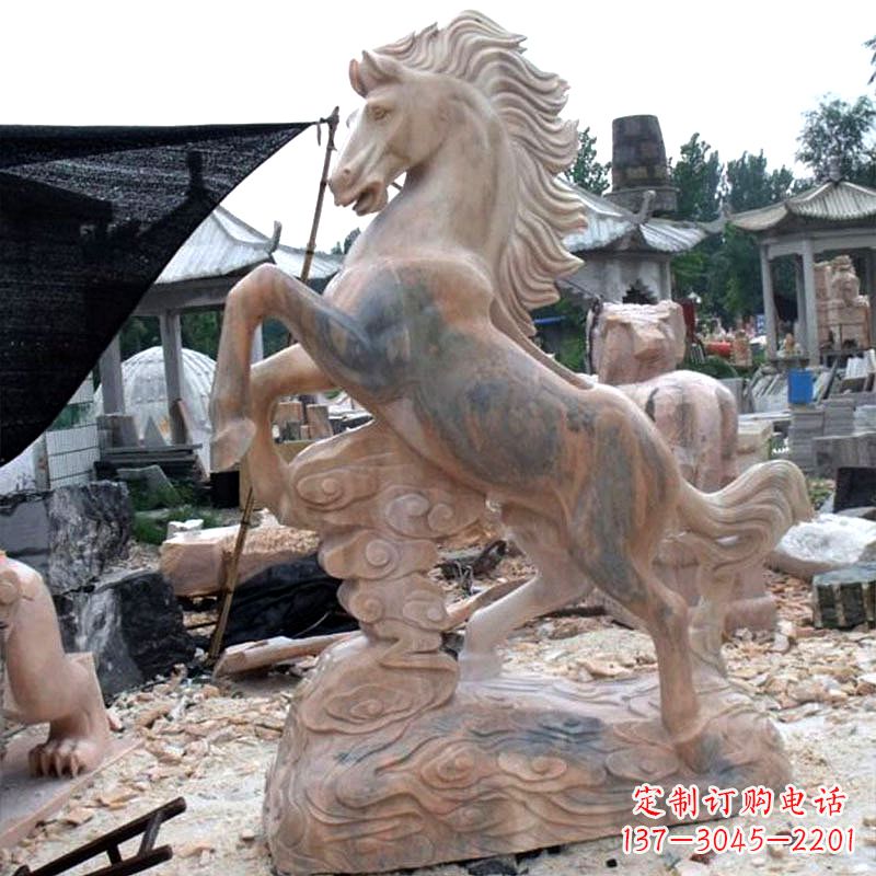 郑州晚霞红石雕马生肖动物雕塑