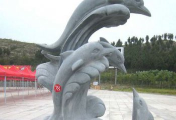 郑州青石海豚雕塑由中领雕塑制作，是一款以海豚…