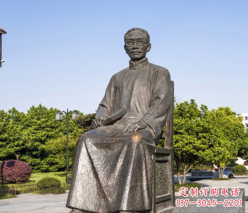 郑州校园蔡元培名人铜雕