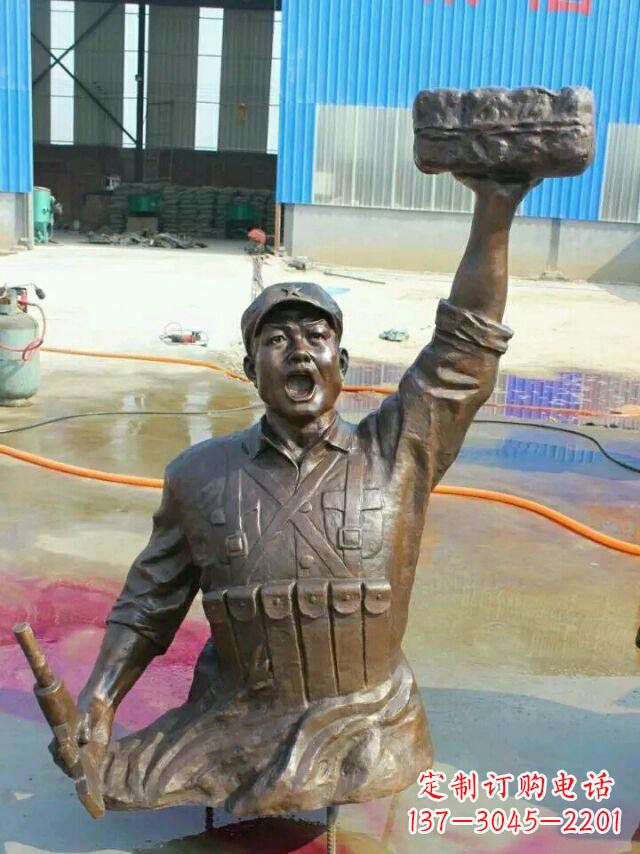 郑州校园董存瑞名人铜雕