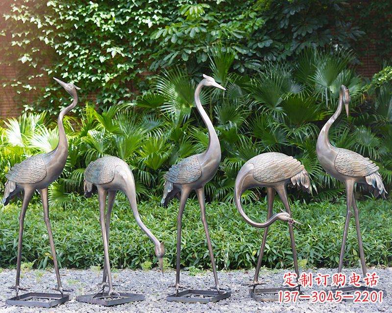 郑州写意仙鹤雕塑