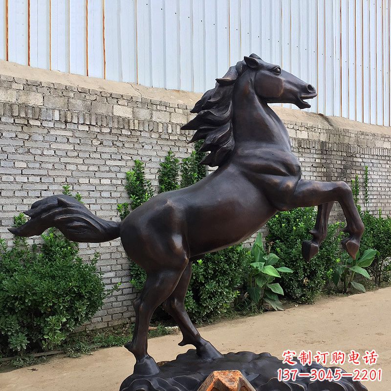 郑州铸铜马儿雕塑