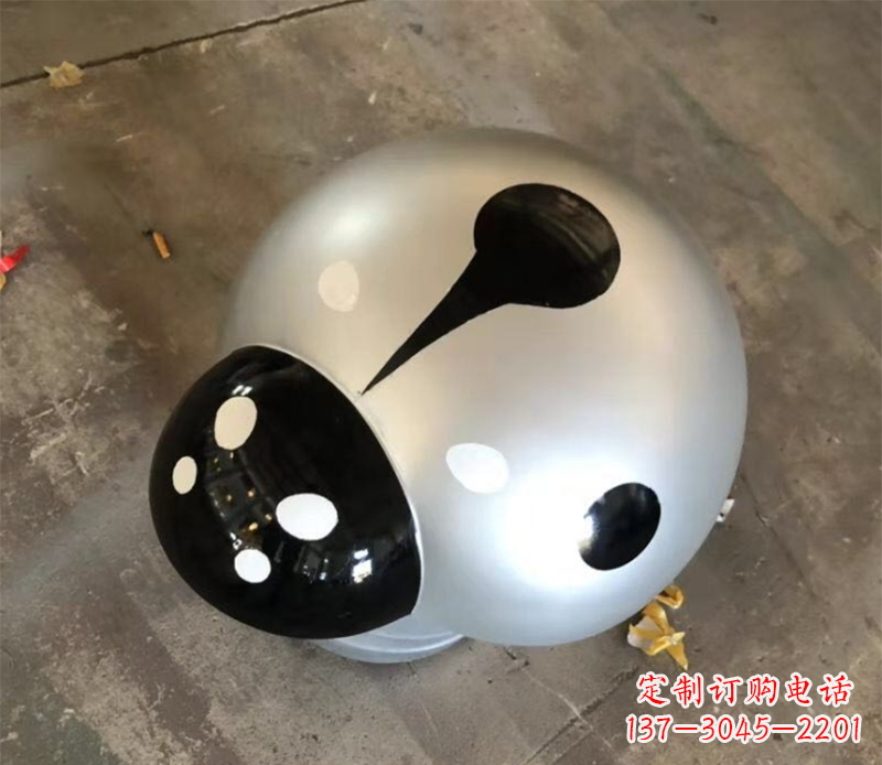 郑州瓢虫雕塑不锈钢